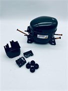 Компрессор Jiaxipera T1114YB R600 мощность 168W для холодильник Indesit Hotpoint-Ariston C90001234